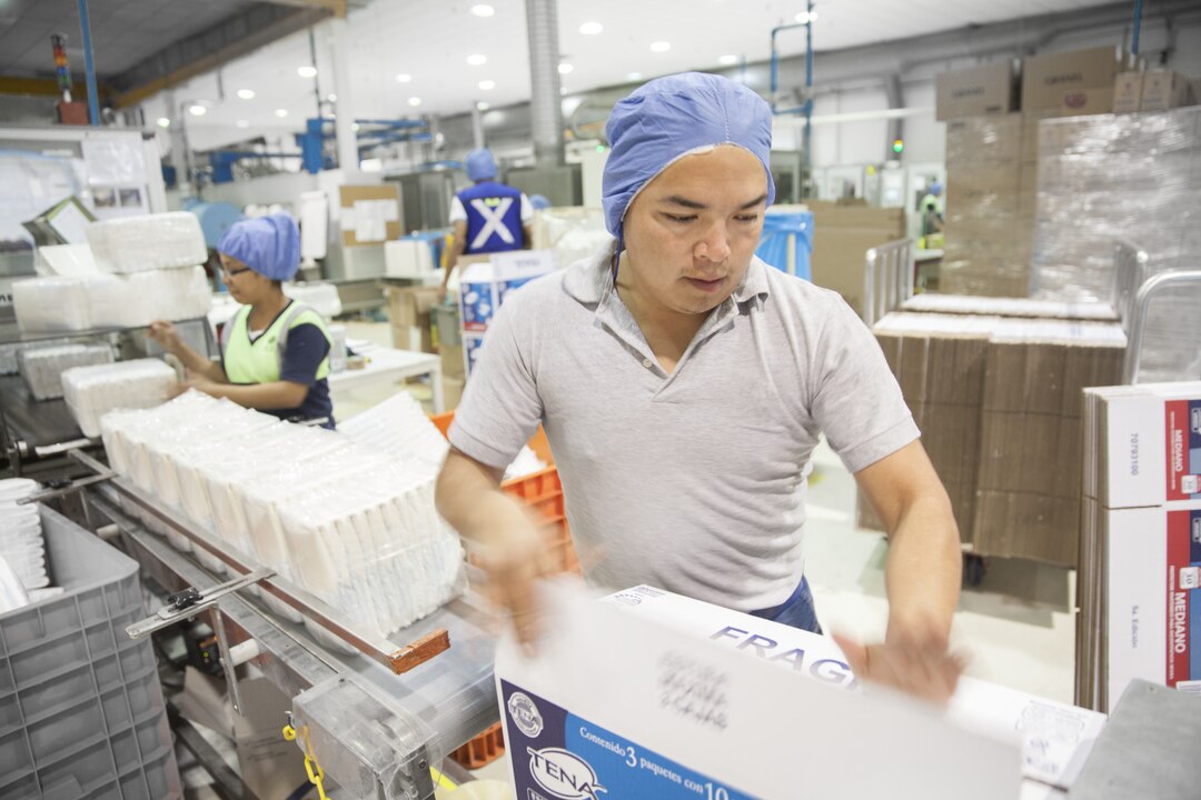 Tif Working In Factory Mexico