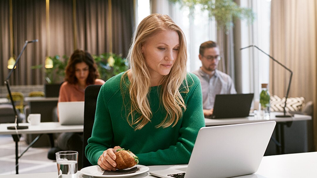 Tork Office Woman Laptop Lunch