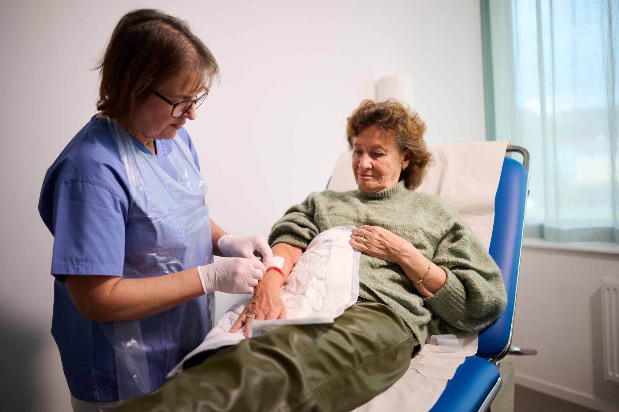 Medic Sanitize Wound Arm