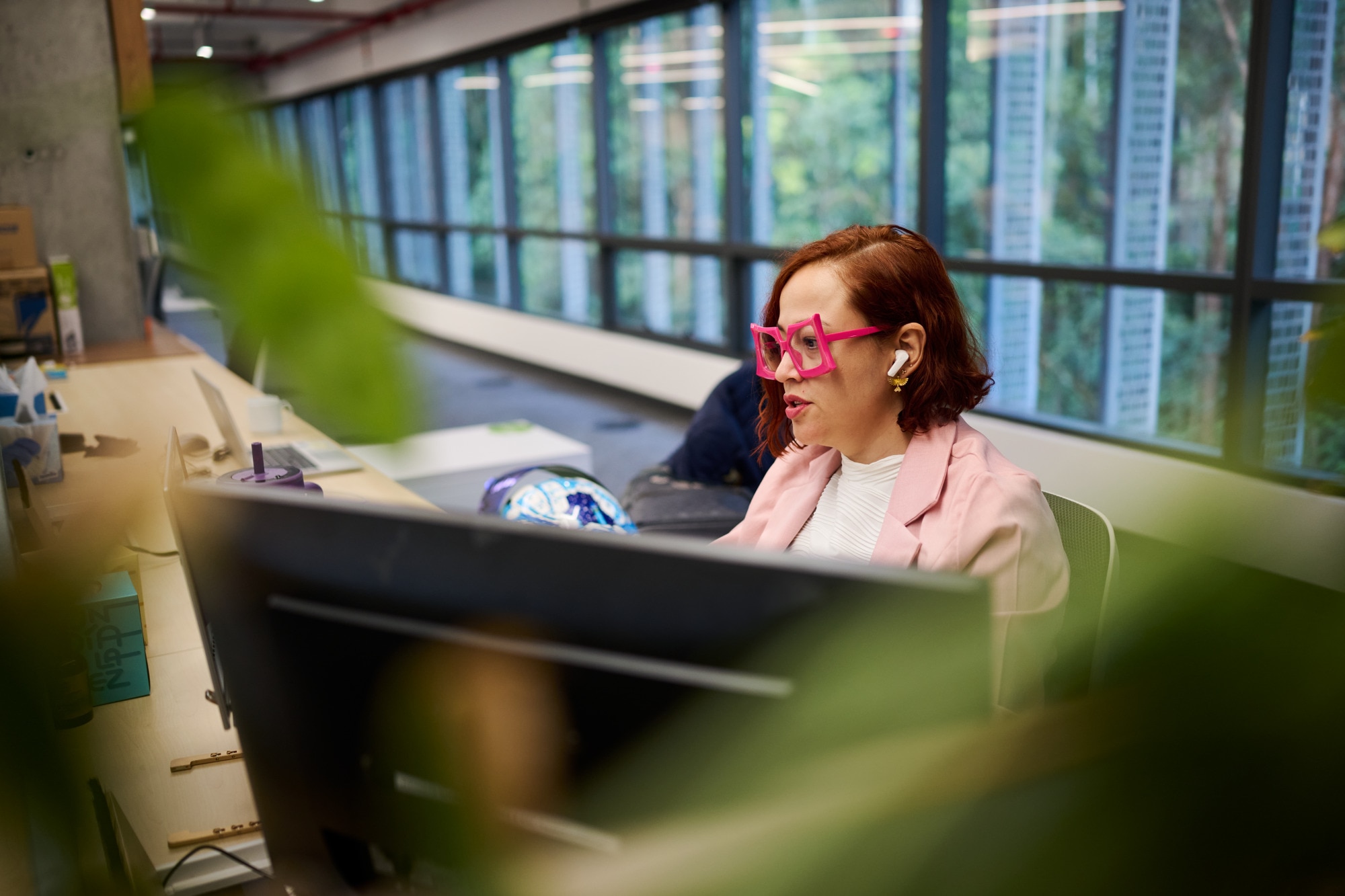 Woman Office Headset Talk