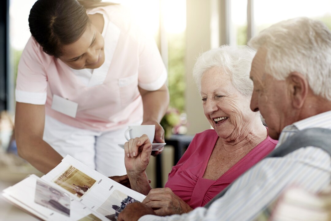 Nurse with patients. 