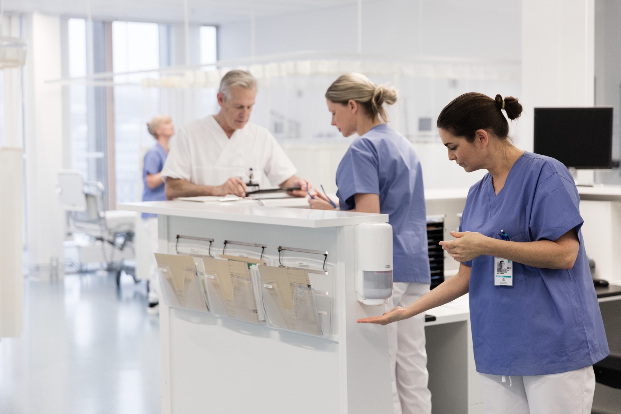 Nursestation Sanitizing Hands Healthcare Tork Eu