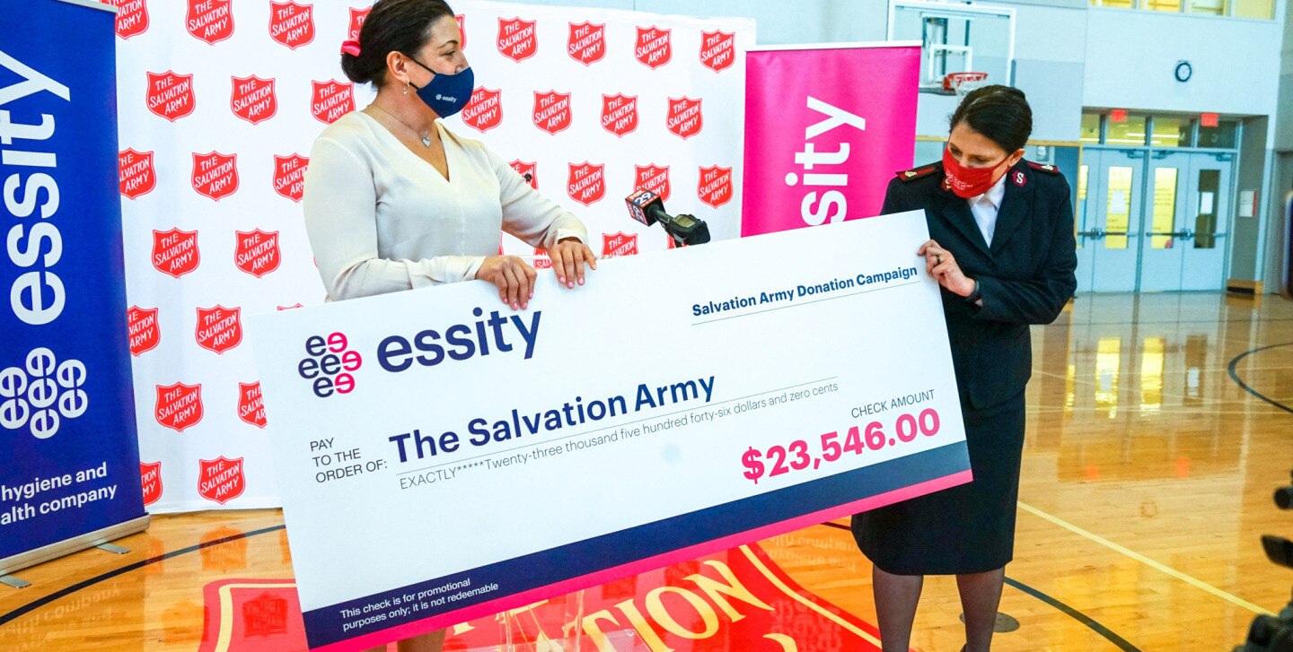 ESSITY EMPLOYEES RAISE MORE THAN 23,000 FOR THE SALVATION ARMY