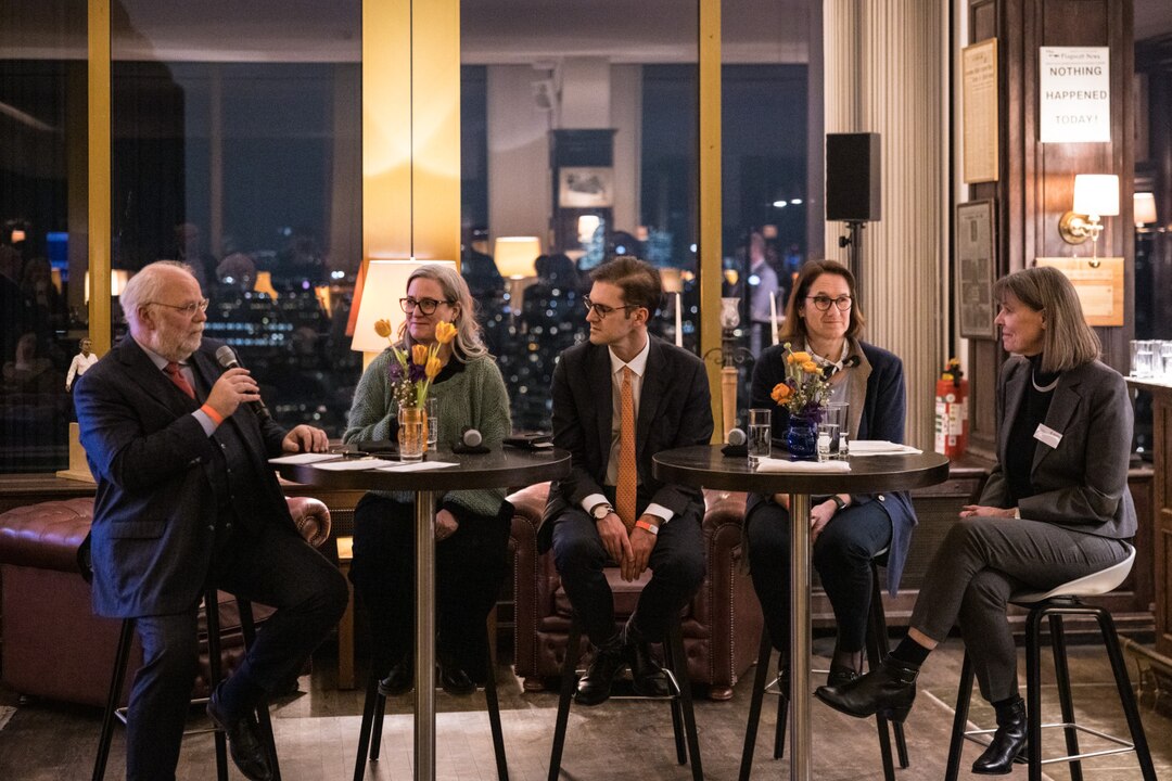 Politico X Essity Panel Im Axel Springer Haus